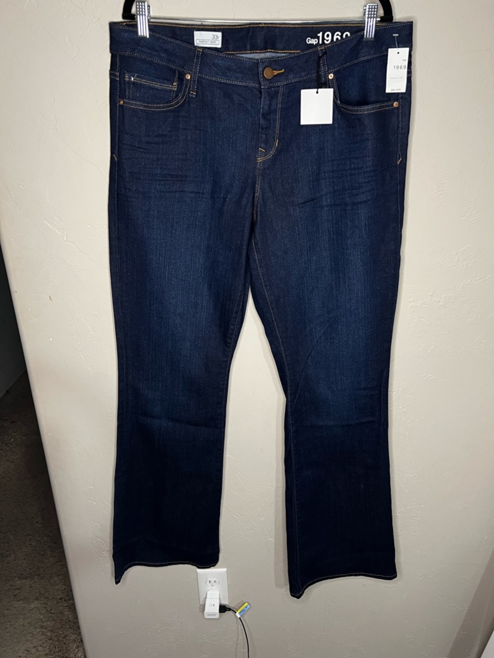 Gap 1969 NWT The Perfect Boot Cut Dark Blue Denim Jeans - Picture 2 of 10
